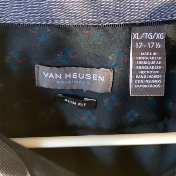 Van Heusen Casual Long Sleeve - Men’s - Picture 2 of 3